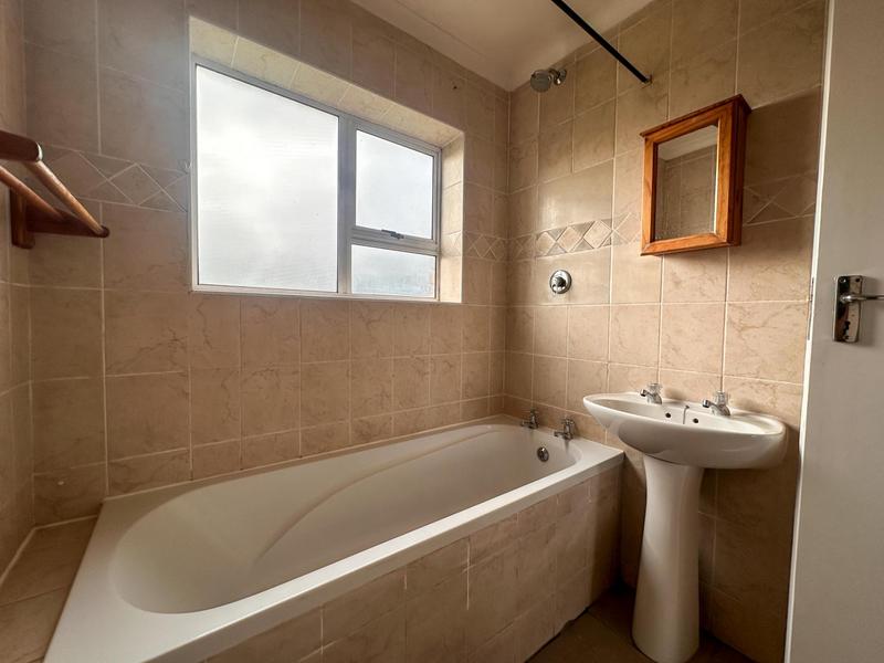 2 Bedroom Property for Sale in Protea Heights Western Cape